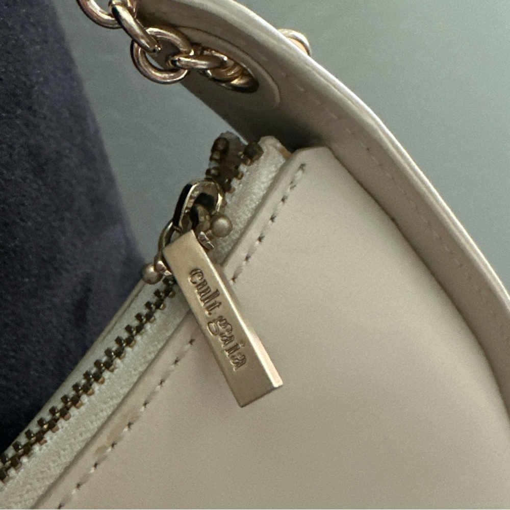 Cult Gaia Nadia Half-Moon Shoulder Bag - SOLD OUT !! - Picture 6 of 9